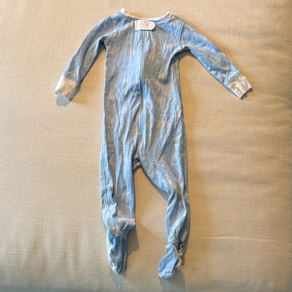 The Beaufort Bonnet Company Light Blue Footed One-Piece Pajama